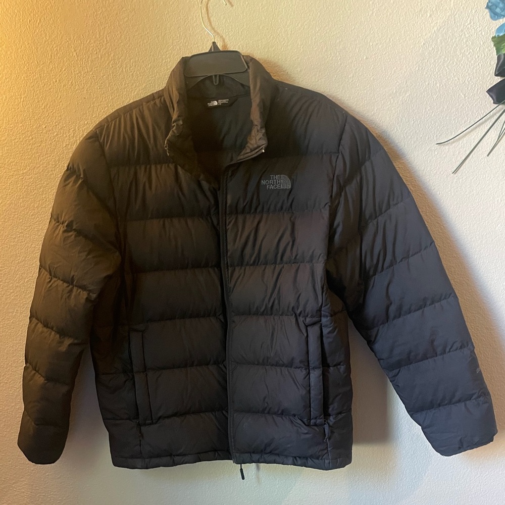 The North Face Men's Dark Puffer Jacket